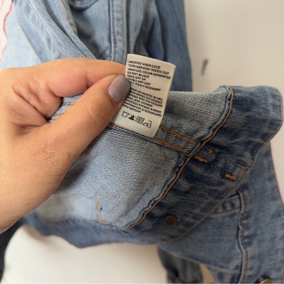REVICE Light Blue Denim Jacket with Rainbow 'Dream State' Back Patch - Picture 7 of 7